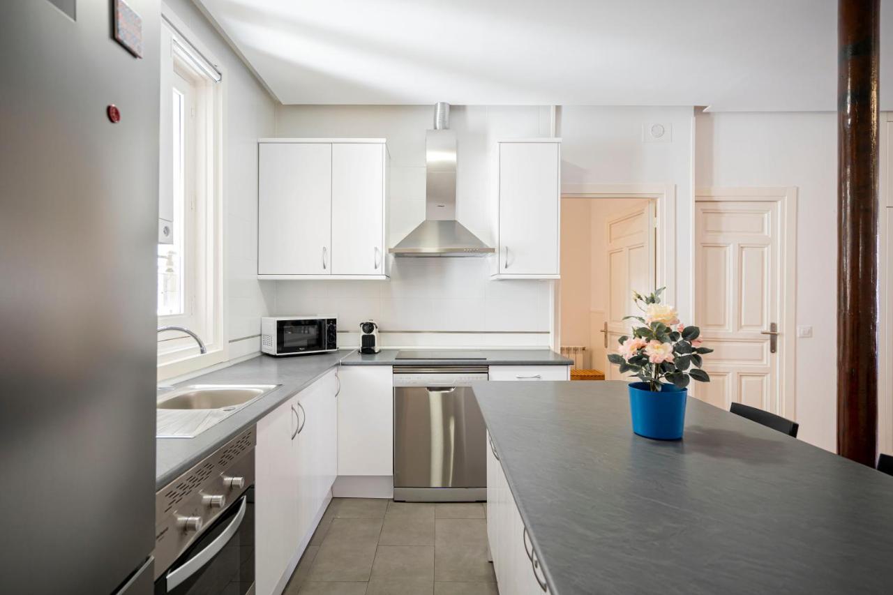 Apartamento La Latina II Madrid Eksteriør bilde